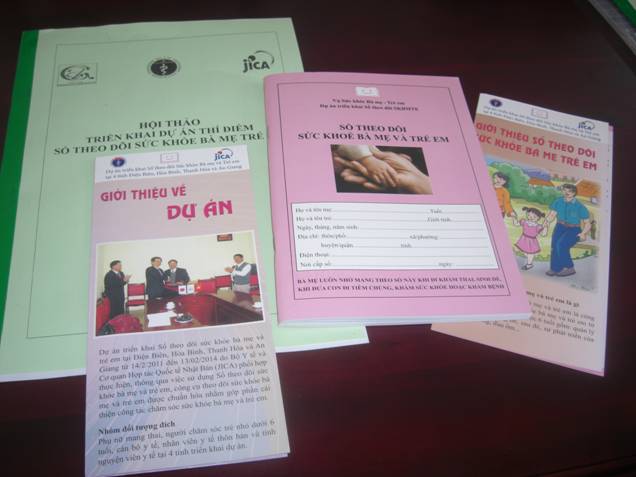 Hà Tĩnh triển khai Sổ theo dõi sức khỏe Bà mẹ và trẻ em